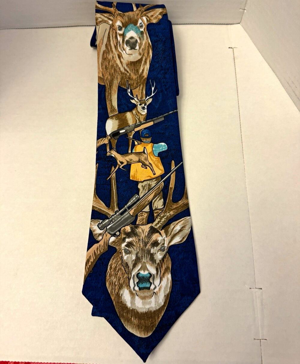 A. Rogers Hunting Deer Novelty Necktie Whitetail Buck Rifle Hunter